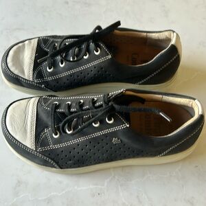 FINN COMFORT Soho Nubuck Black Lace Up Shoes Size 39 or 81/2